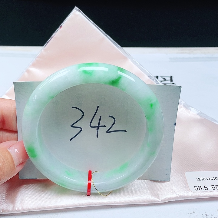 翡翠手镯未镶嵌缅甸翡翠58