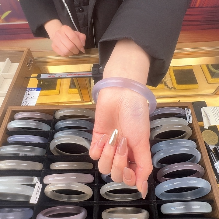 合金手镯石英质玉