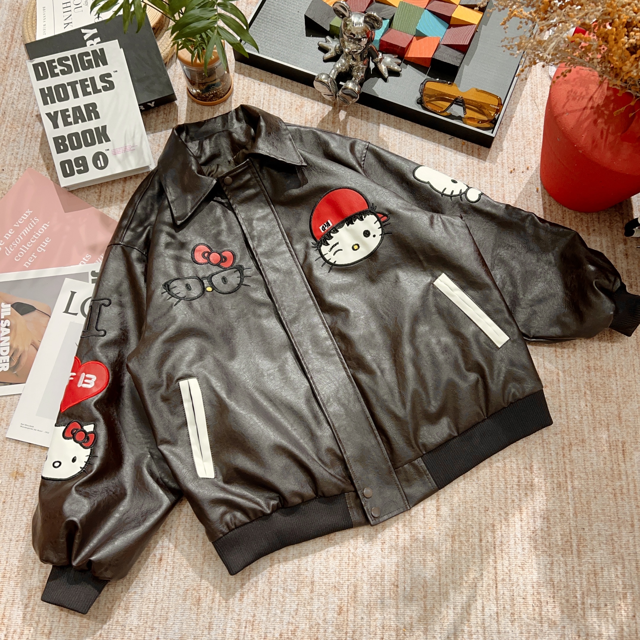 2025冬季新款时尚休闲卡通印花夹棉皮外套1166