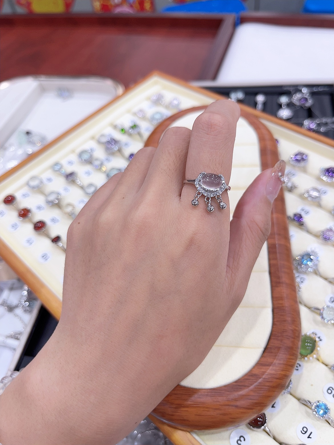 粉晶小锁戒指国风祥云平安锁轻奢小众新款高级银镶戒指