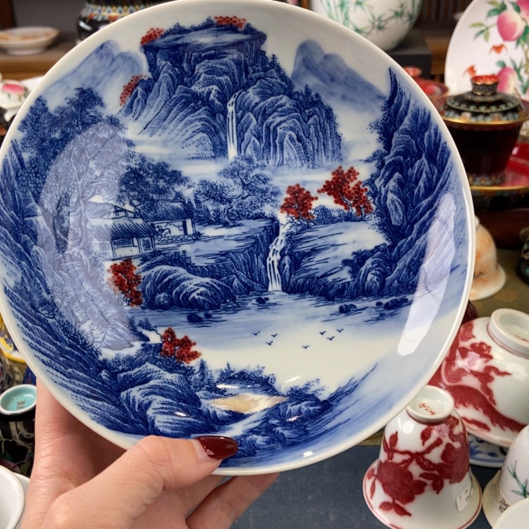 陶瓷艺术家的作品是一