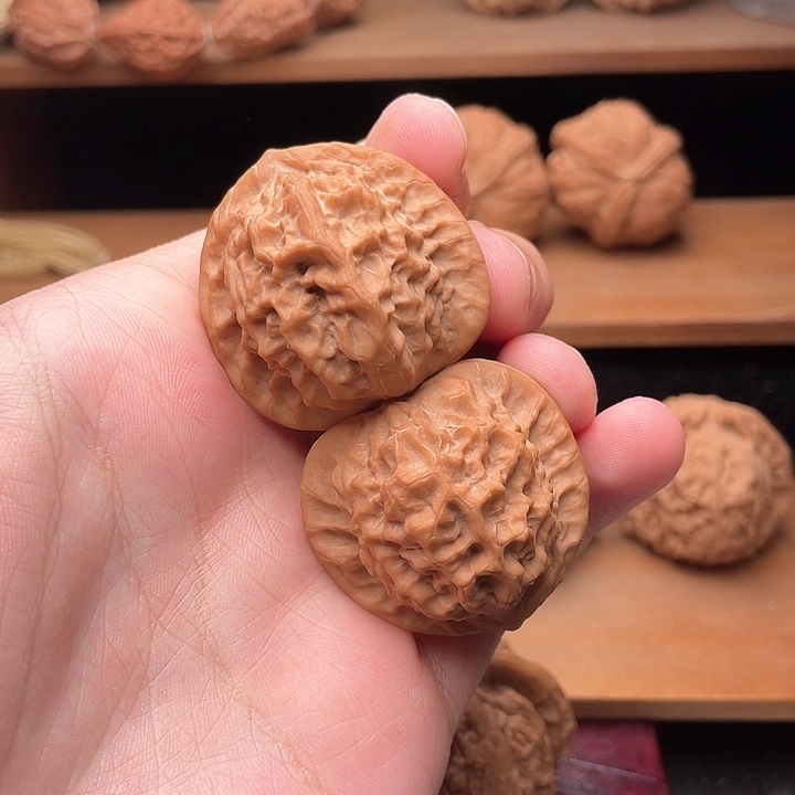 吊坠文玩核桃38.8全品毕业蜡皮瓷娃娃