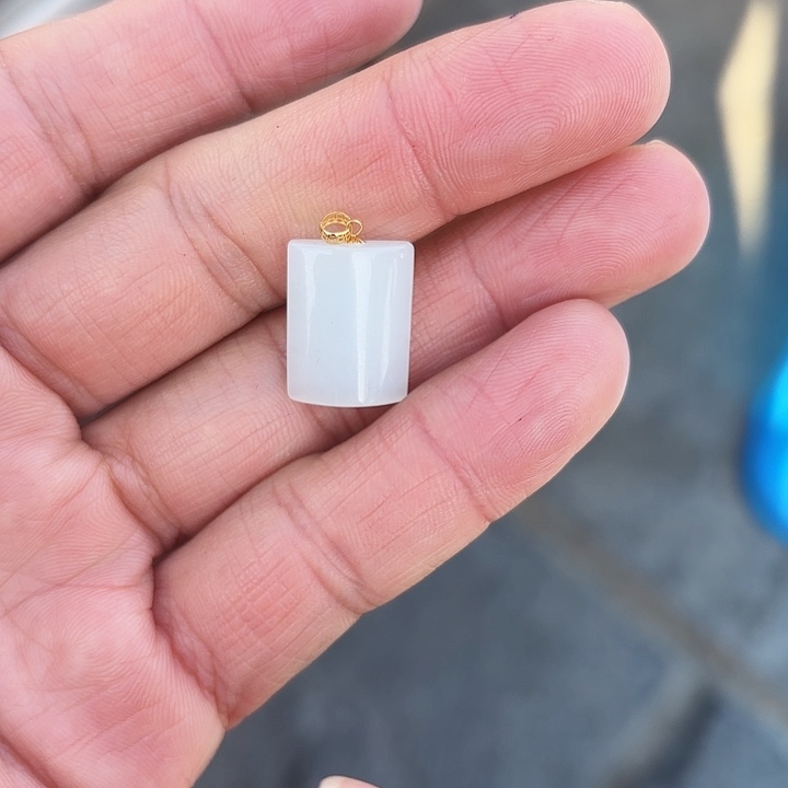 吊坠(不含链)18K金镶嵌和田玉