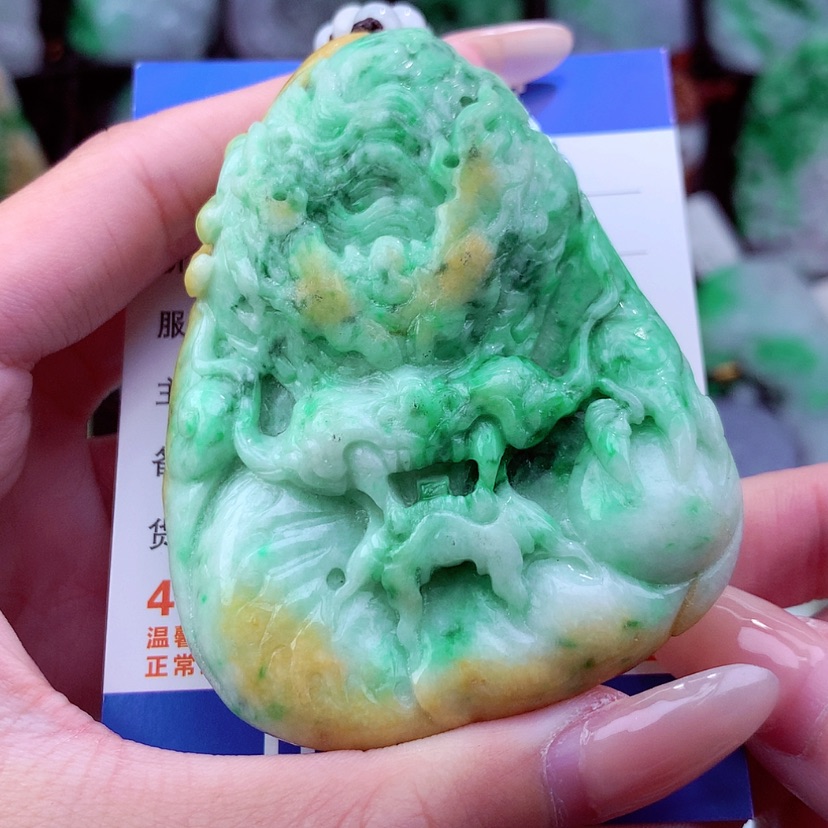 【闪购商品】翡翠颈饰未镶嵌天然