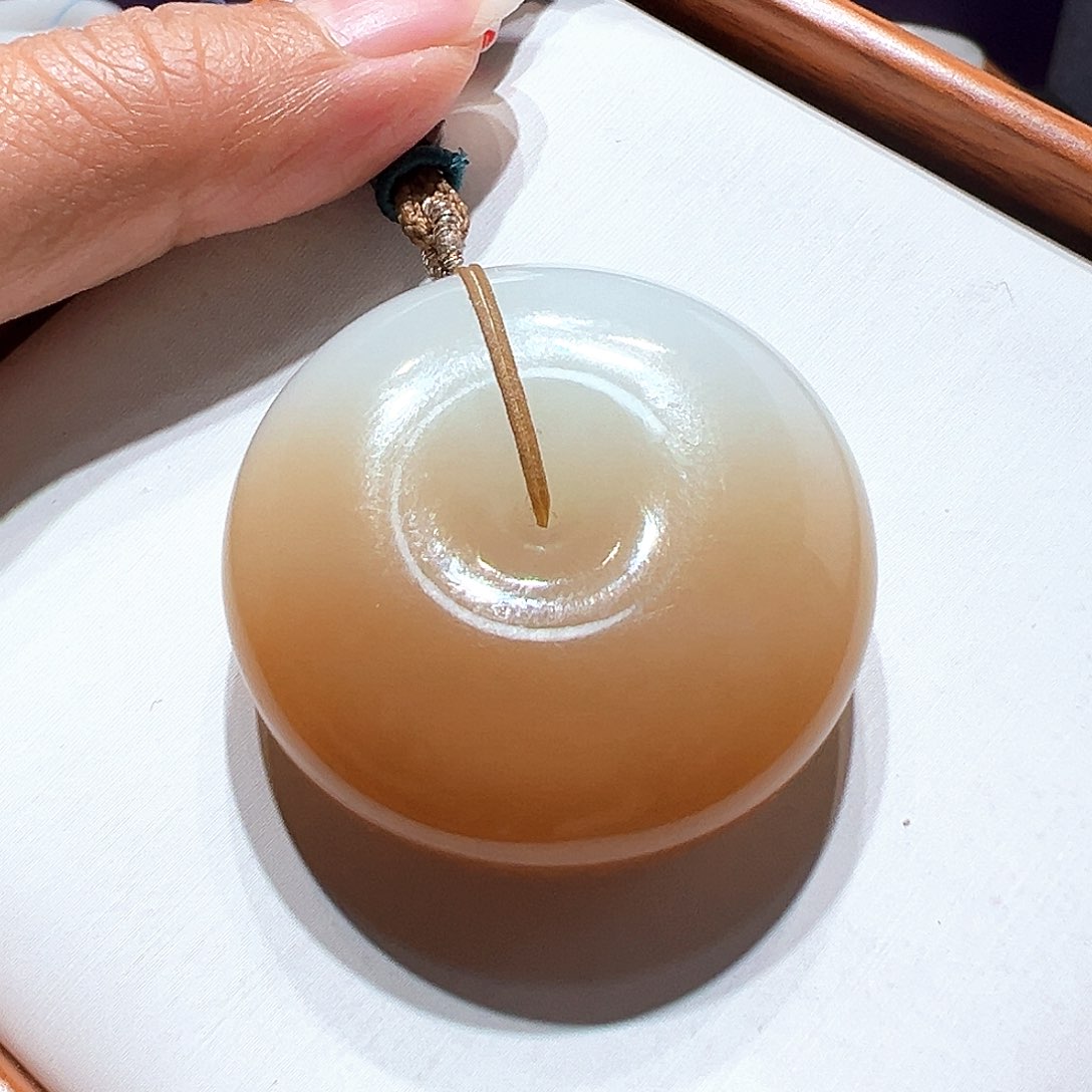 和田玉吊坠未镶嵌