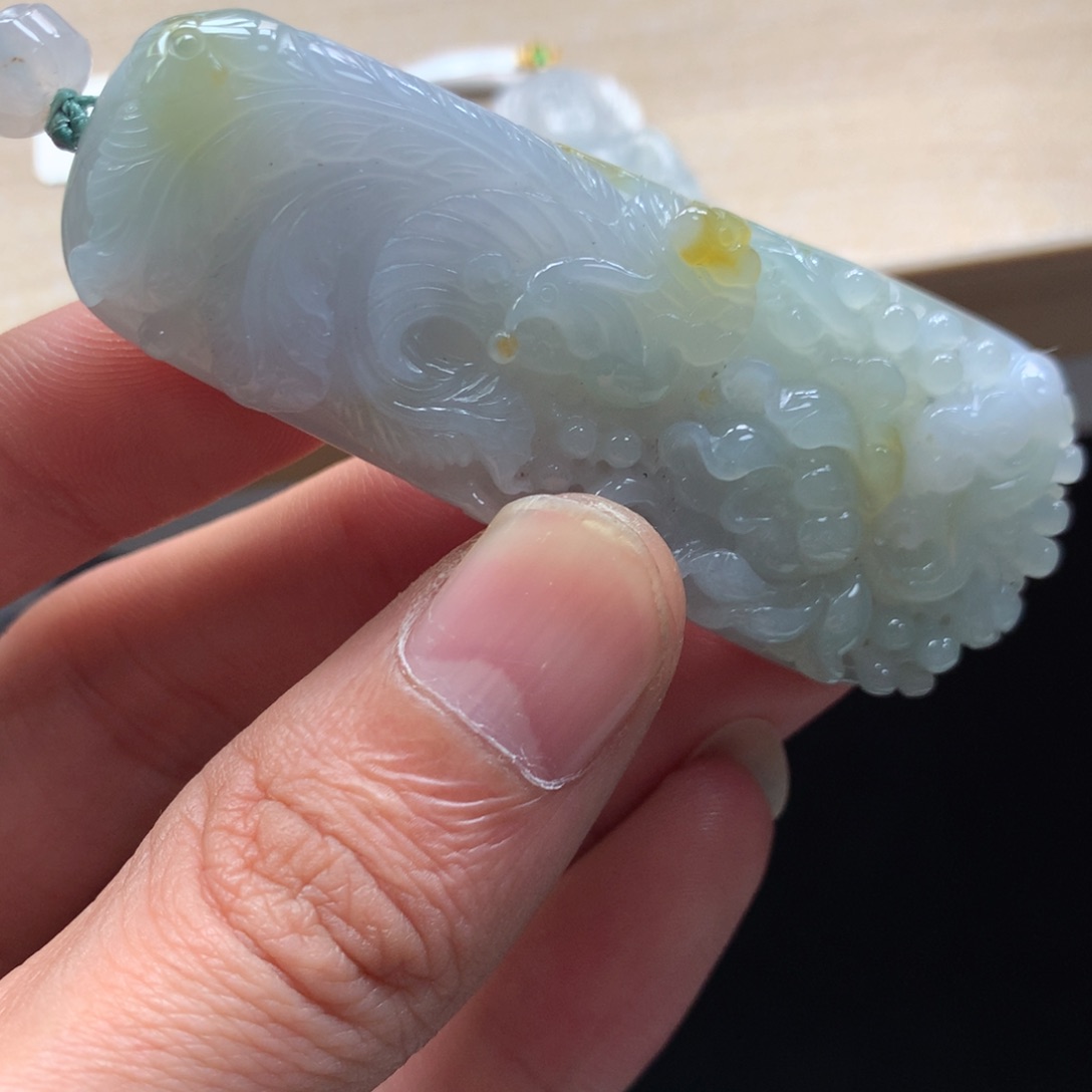 颈饰未镶嵌翡翠吊坠