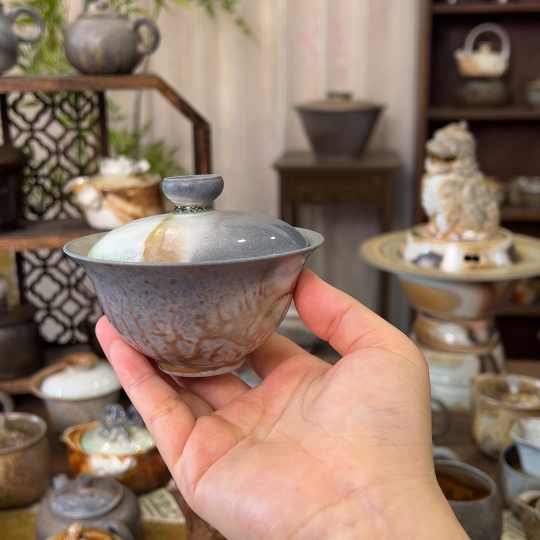 21中白粉紫精品盖碗