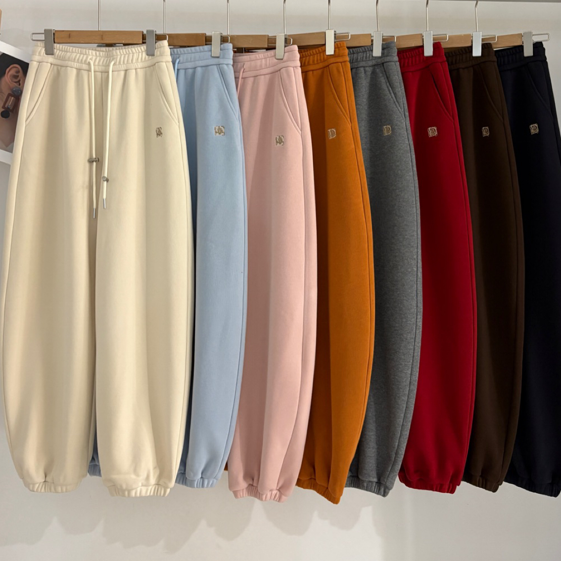 WYFS简约百搭加绒加厚抽绳束脚休闲卫裤秋冬