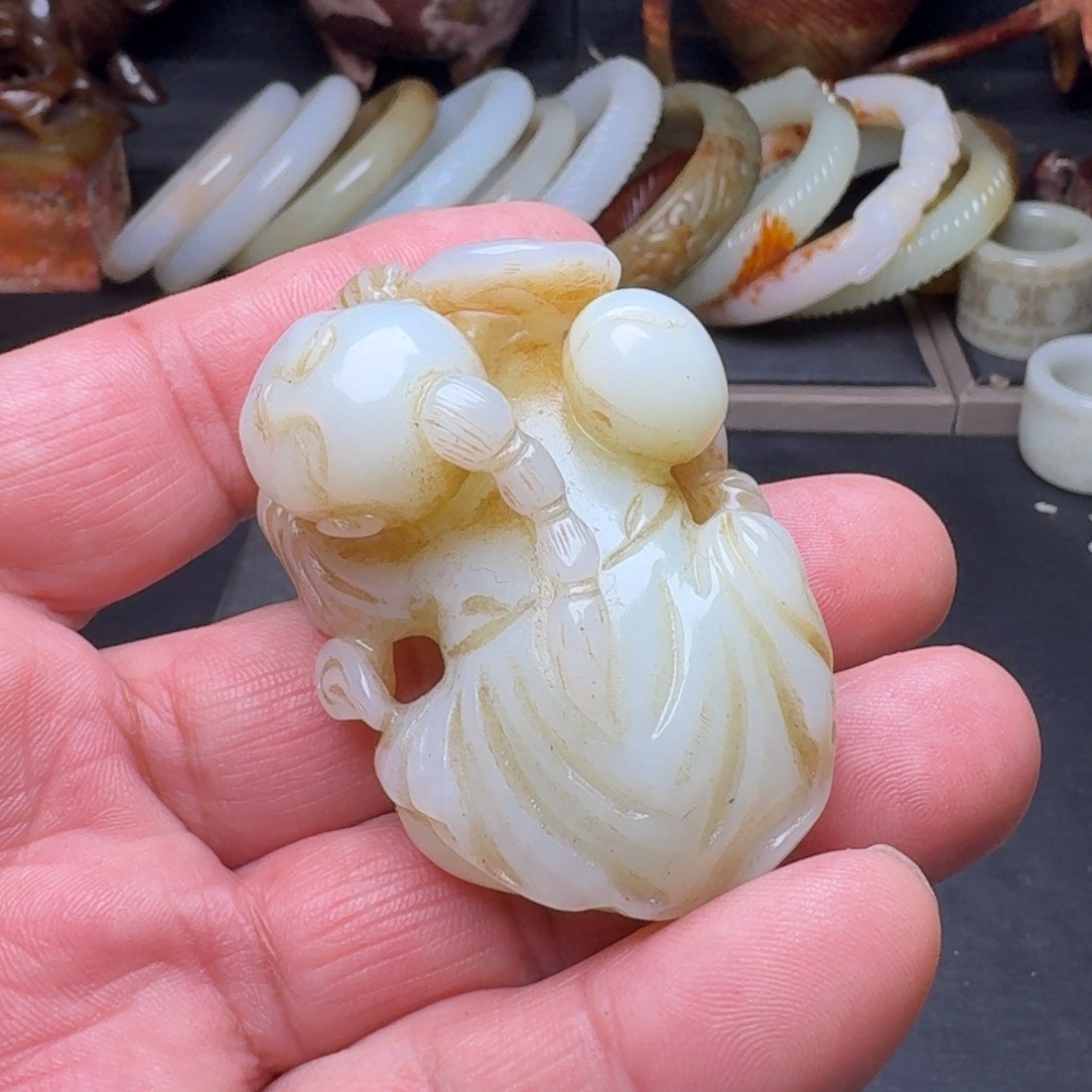 和田玉挂件未镶嵌