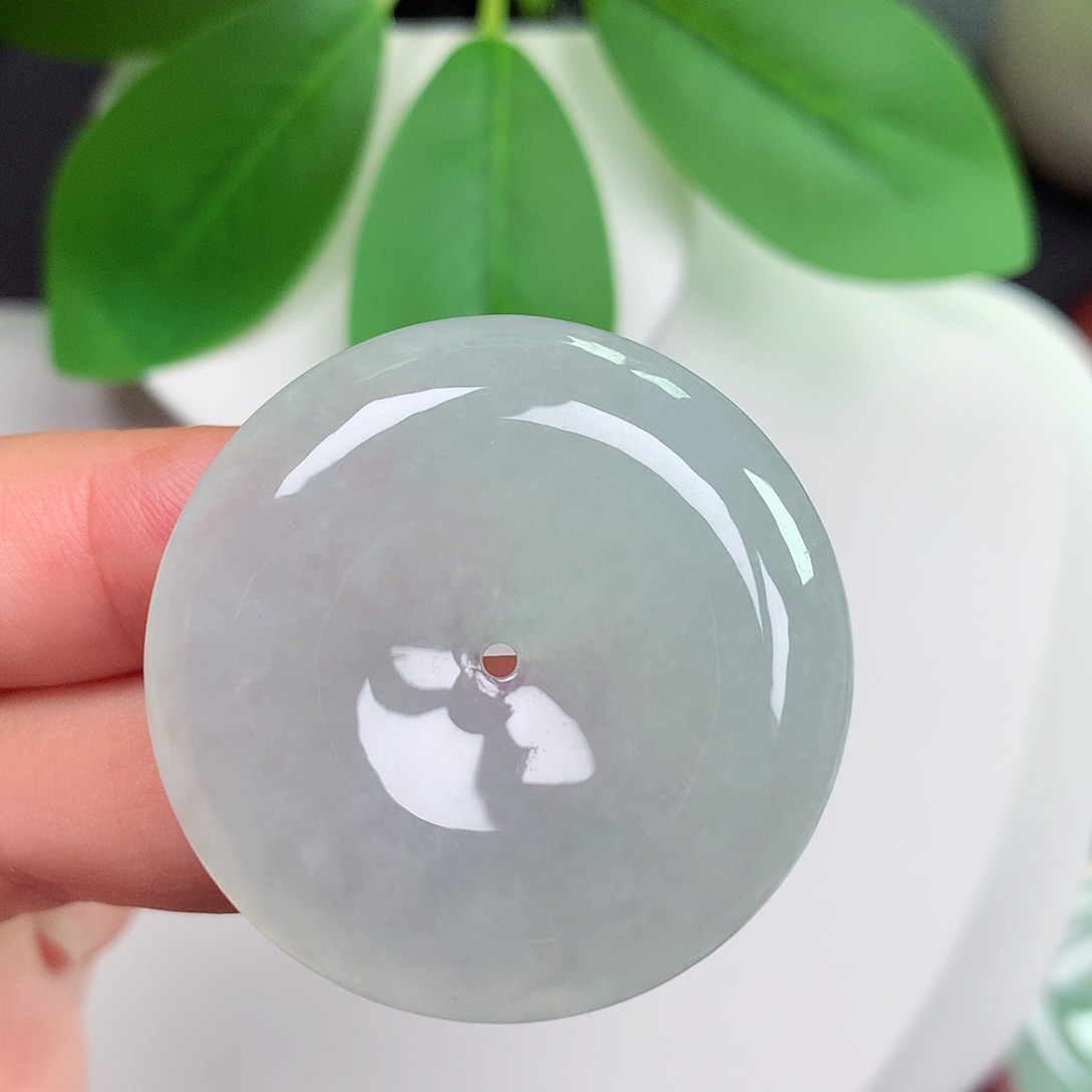 颈饰未镶嵌翡翠平安扣 35.3x7.7mm