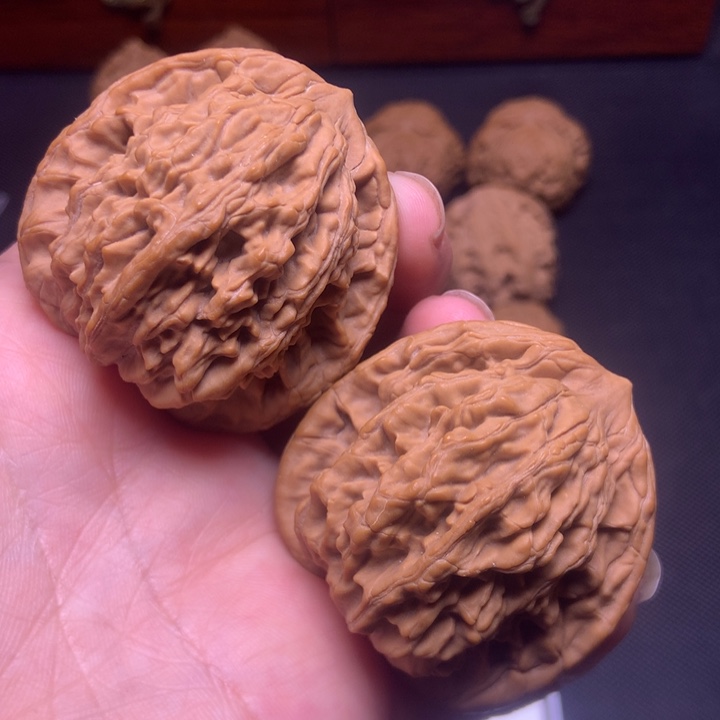 文玩核桃吊坠文玩核桃麦穗虎头4344尺全品