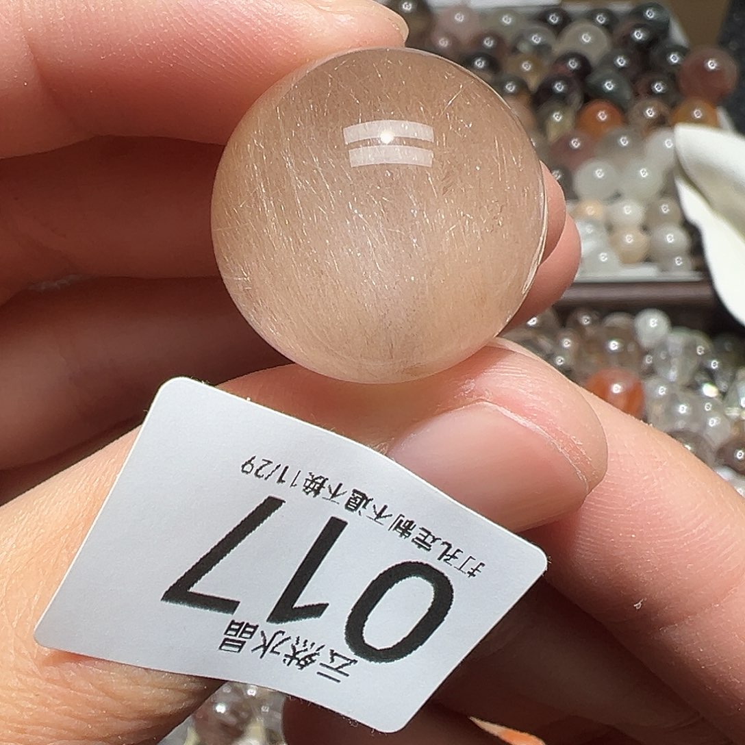 来***条珠宝半成品未镶嵌水晶