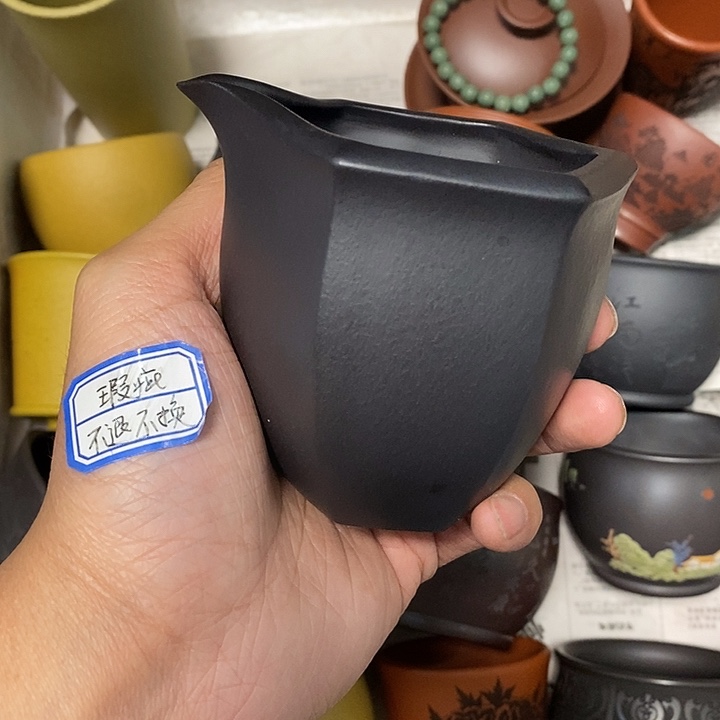 瑕疵不退不换介意勿拍