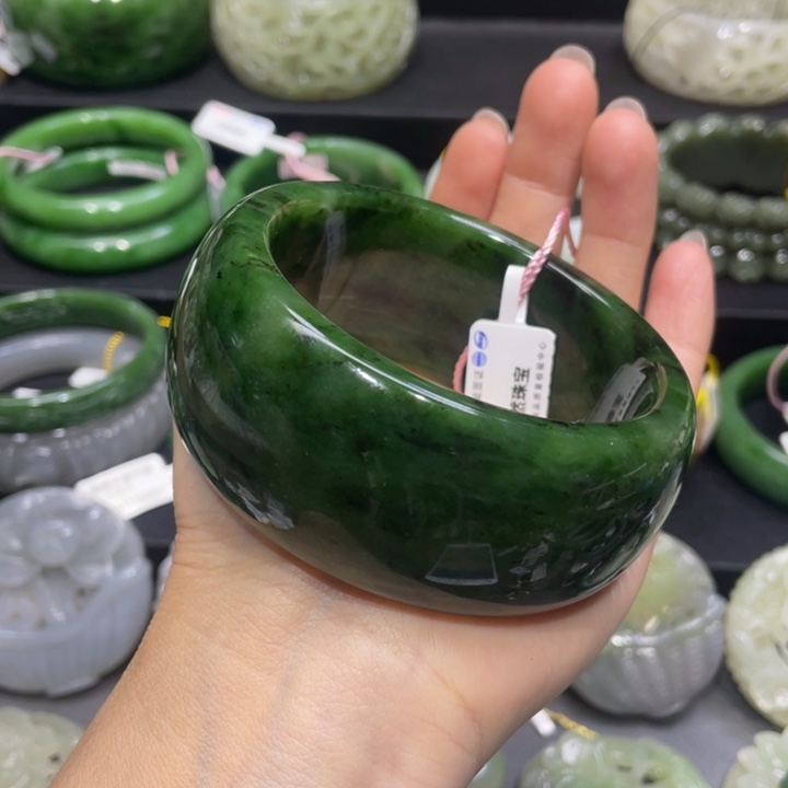 和田玉手镯61+圈口 编号99未镶嵌