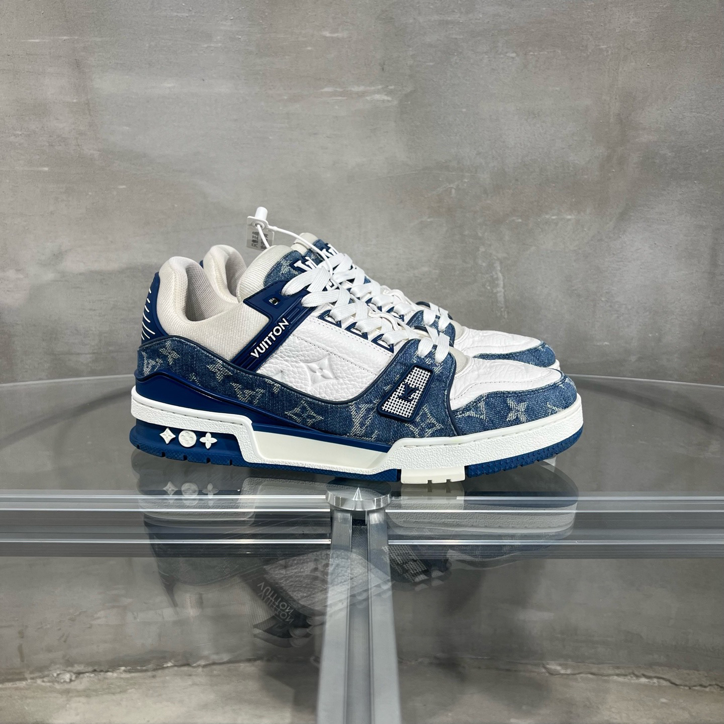99新 LouisVuitton/路易威登 Trainer 白蓝牛仔 41码 YH23645