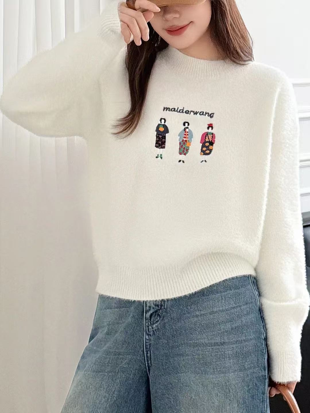 186圆领套头美女字母刺绣短款秋冬百搭毛针织衫上衣女
