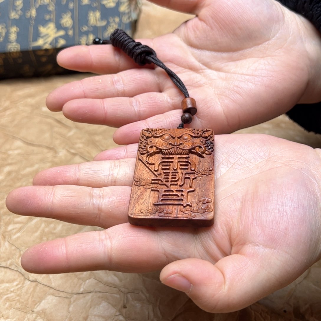 大叶紫檀（黑酸枝木类）