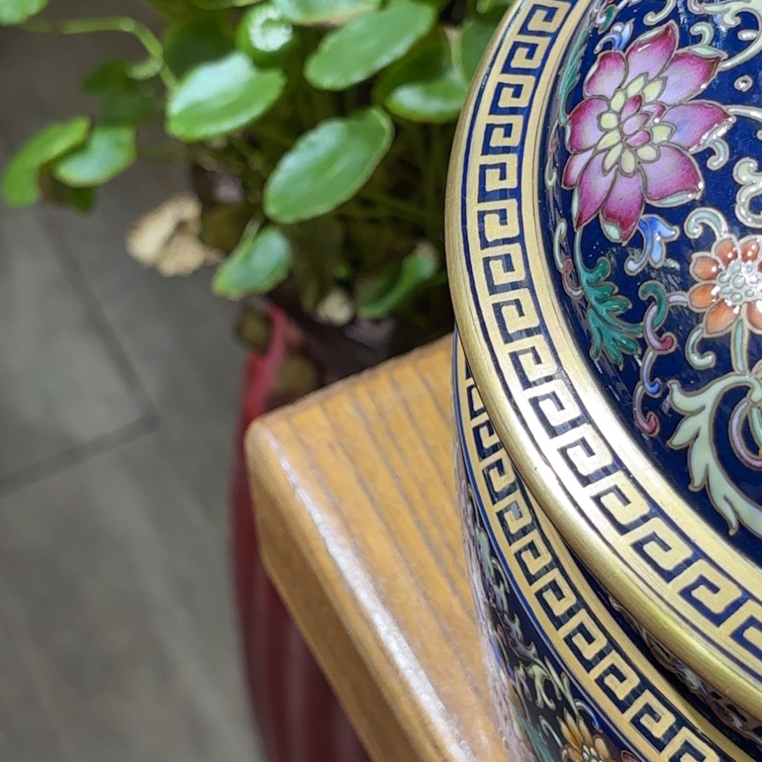 阿***巴摆件手工手绘苗签茶叶罐