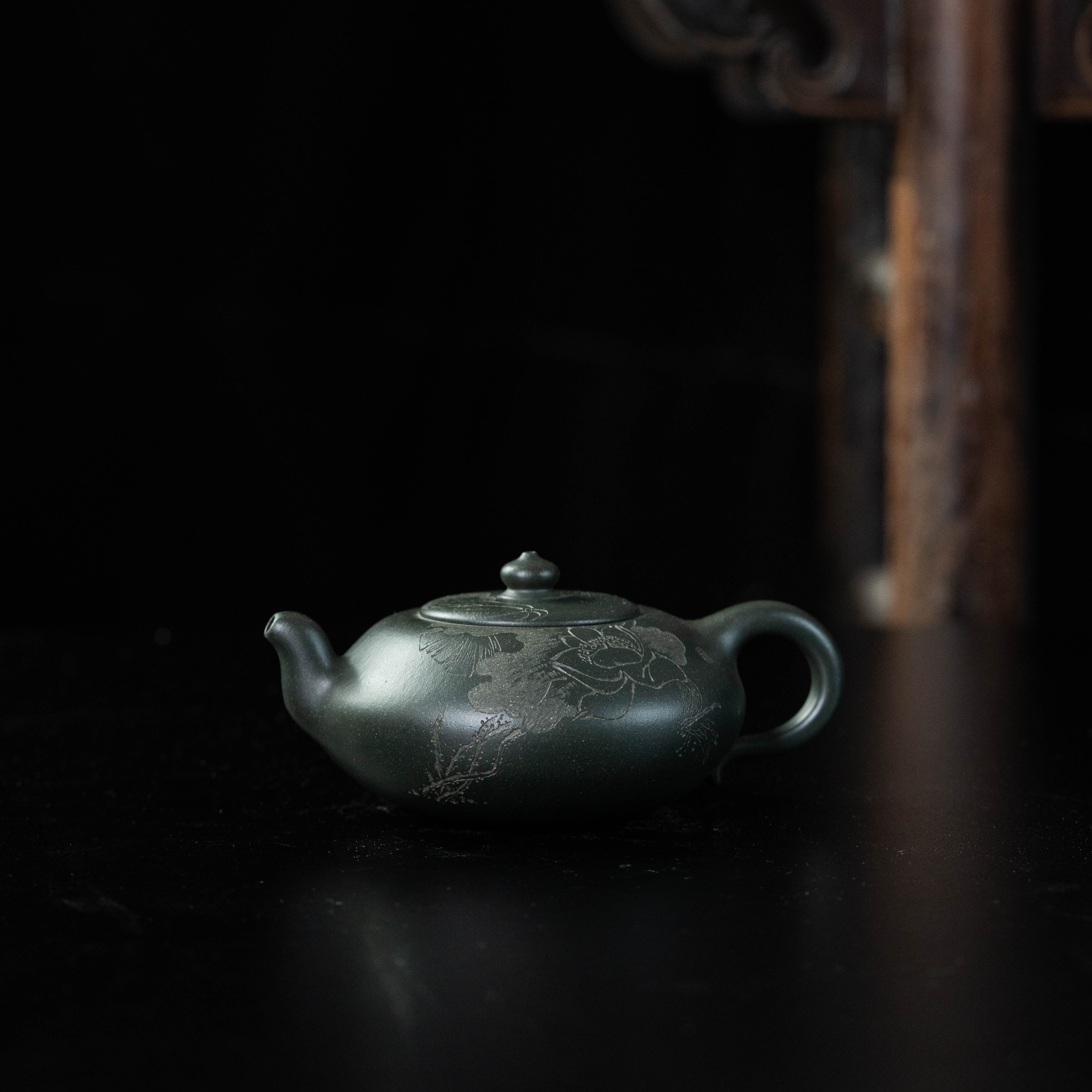 【珽仓破价】华颖 华曌制 青段 260cc 刻梅花家用紫砂壶