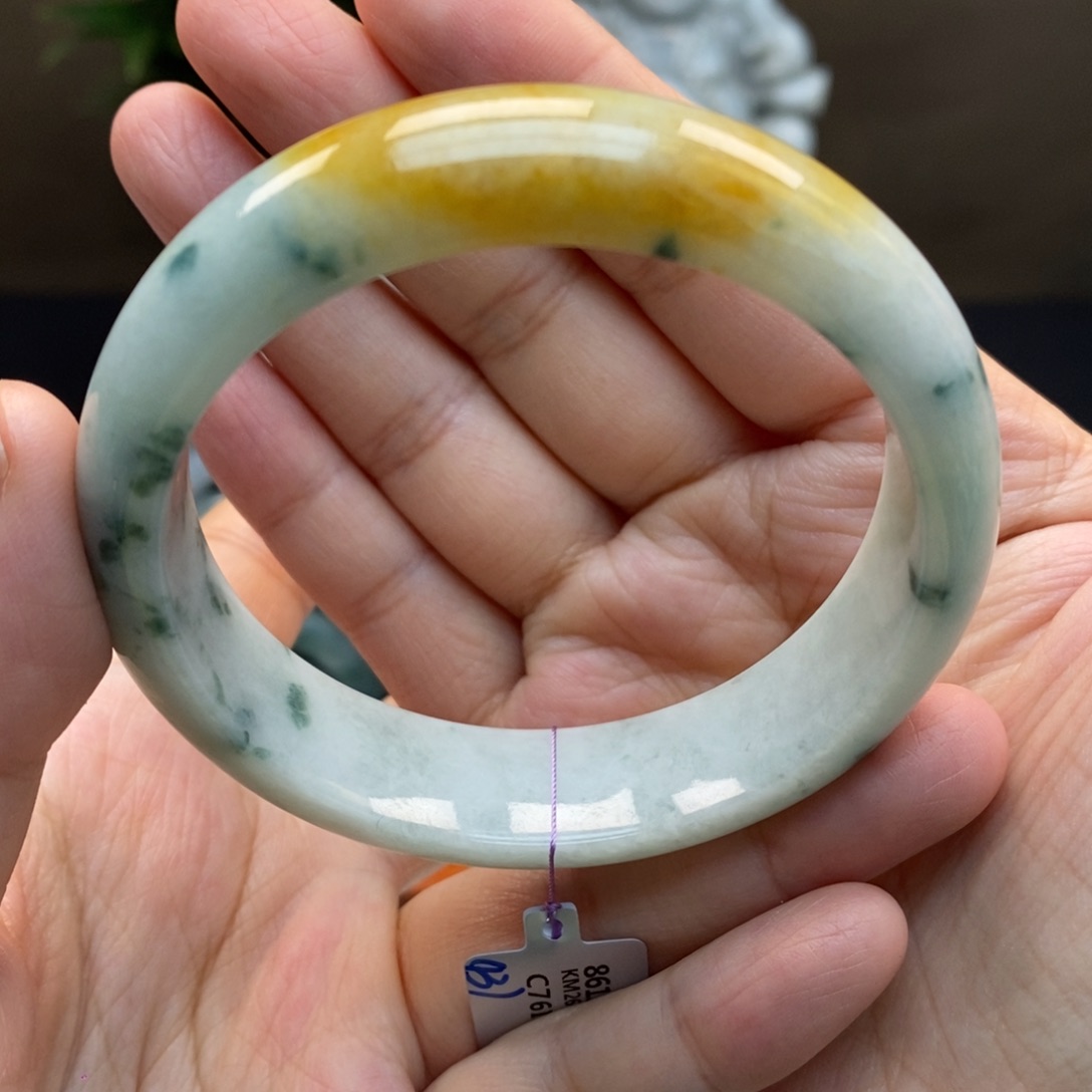 翡翠手镯未镶嵌天然