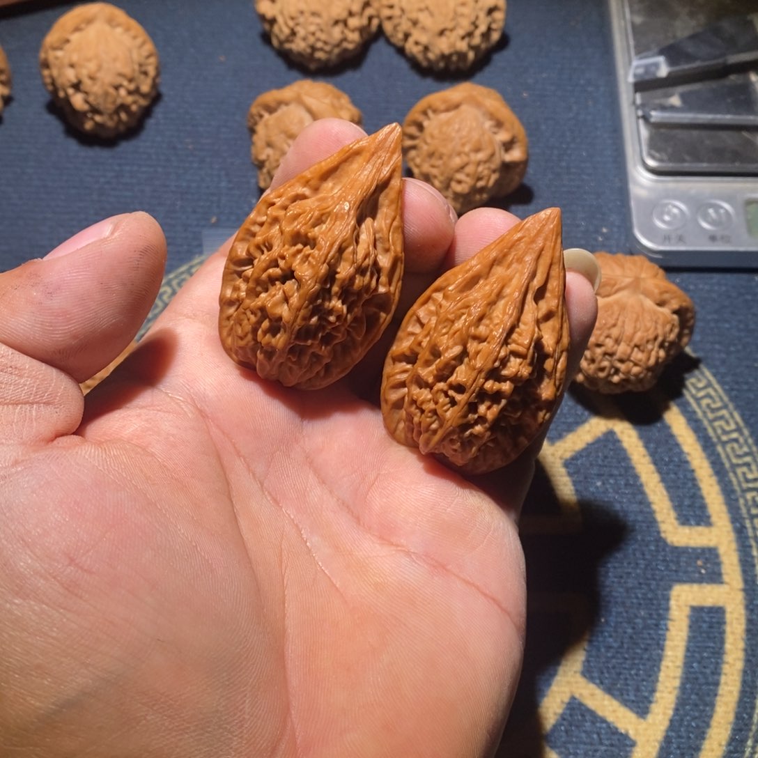 文玩核桃吊坠红缨枪