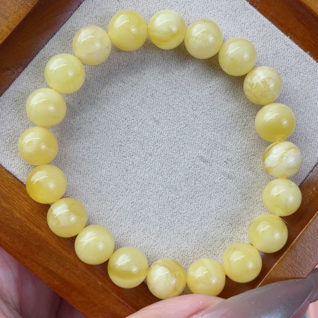 蜜蜡裸石未镶嵌蜜蜡68