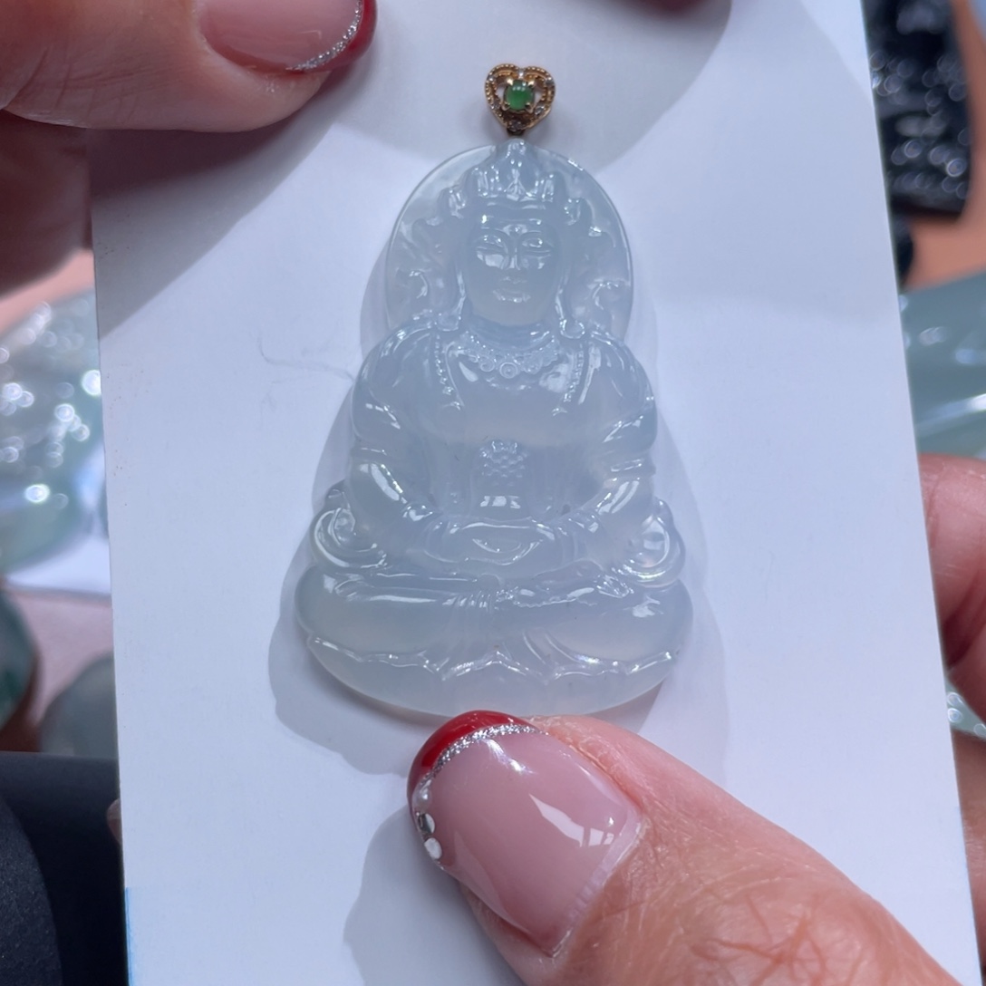 翡翠颈饰18K金镶嵌翡翠