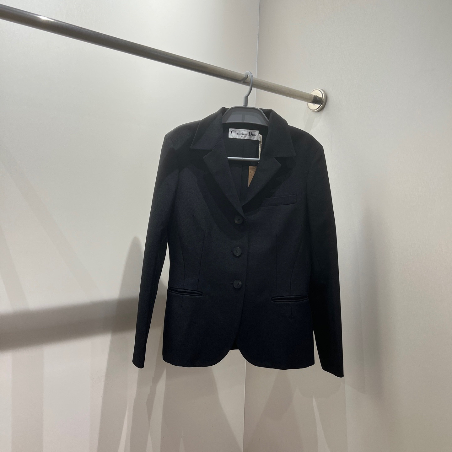 99新 DIOR/迪奥 vem724 纯色单排扣长袖西服外套 38码 桑蚕丝
