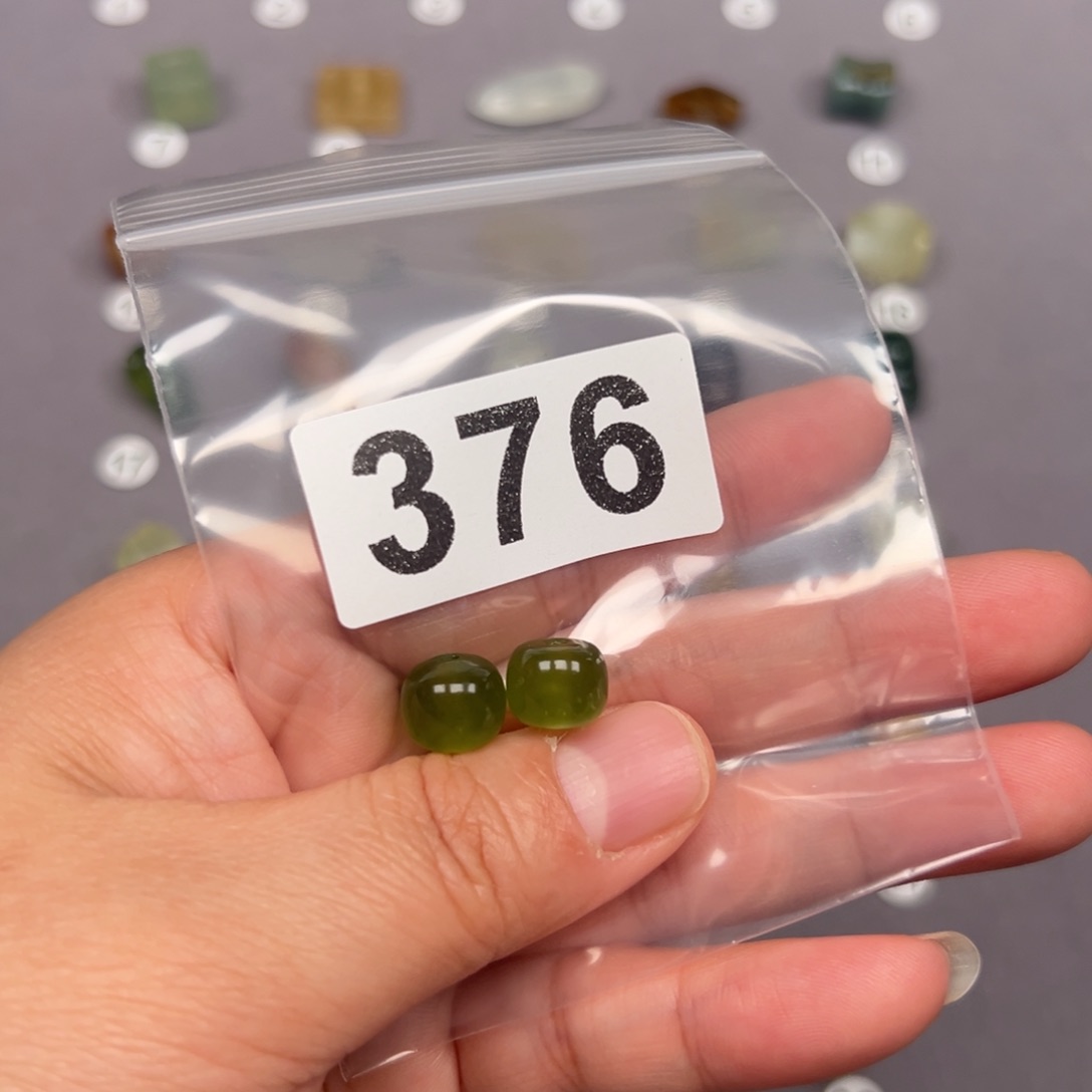 未镶嵌蛇纹石玉颈饰?****?