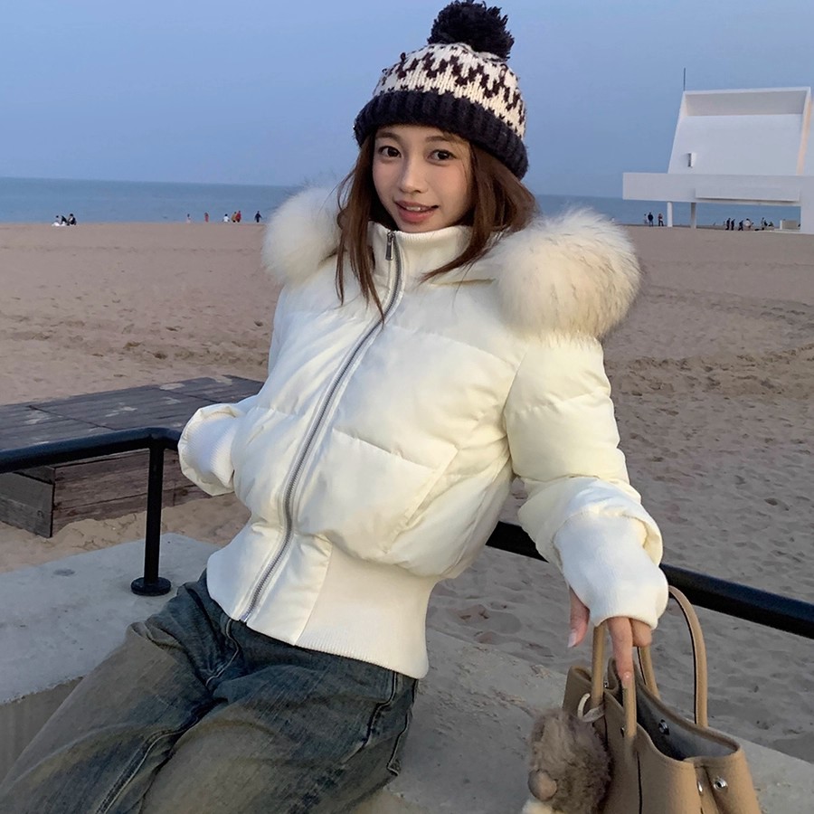 2025新款冬季大毛领连帽收腰棉服女高级感时尚气质加厚保暖外套潮