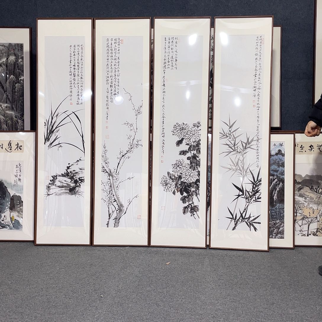 国画手绘画作品带框