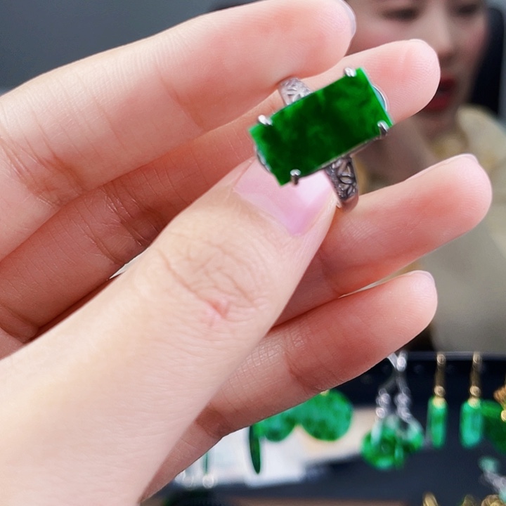 翡翠戒指银S925镶嵌饰品