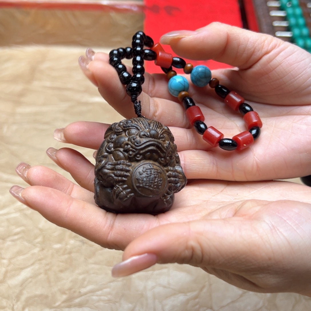 大叶紫檀（黑酸枝木类）