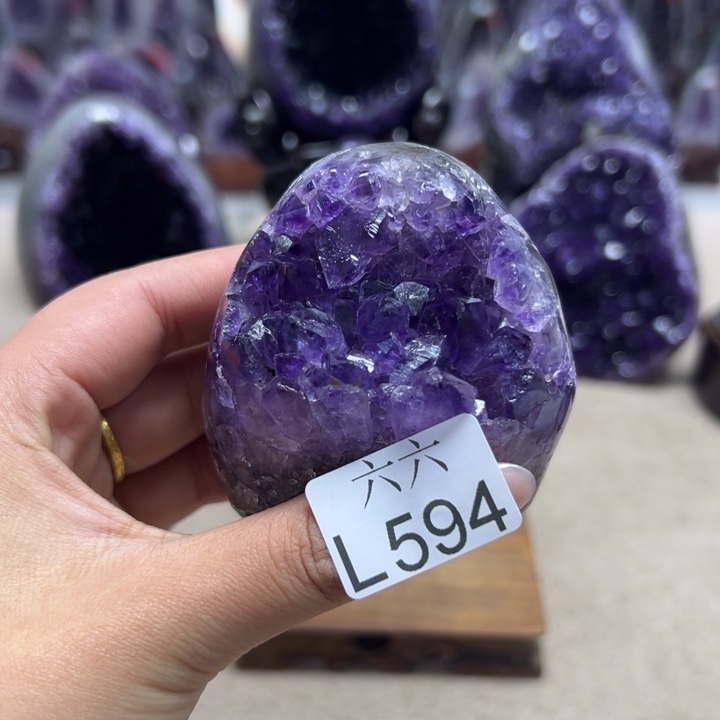 紫晶大型摆件（非配饰）未镶嵌摆件