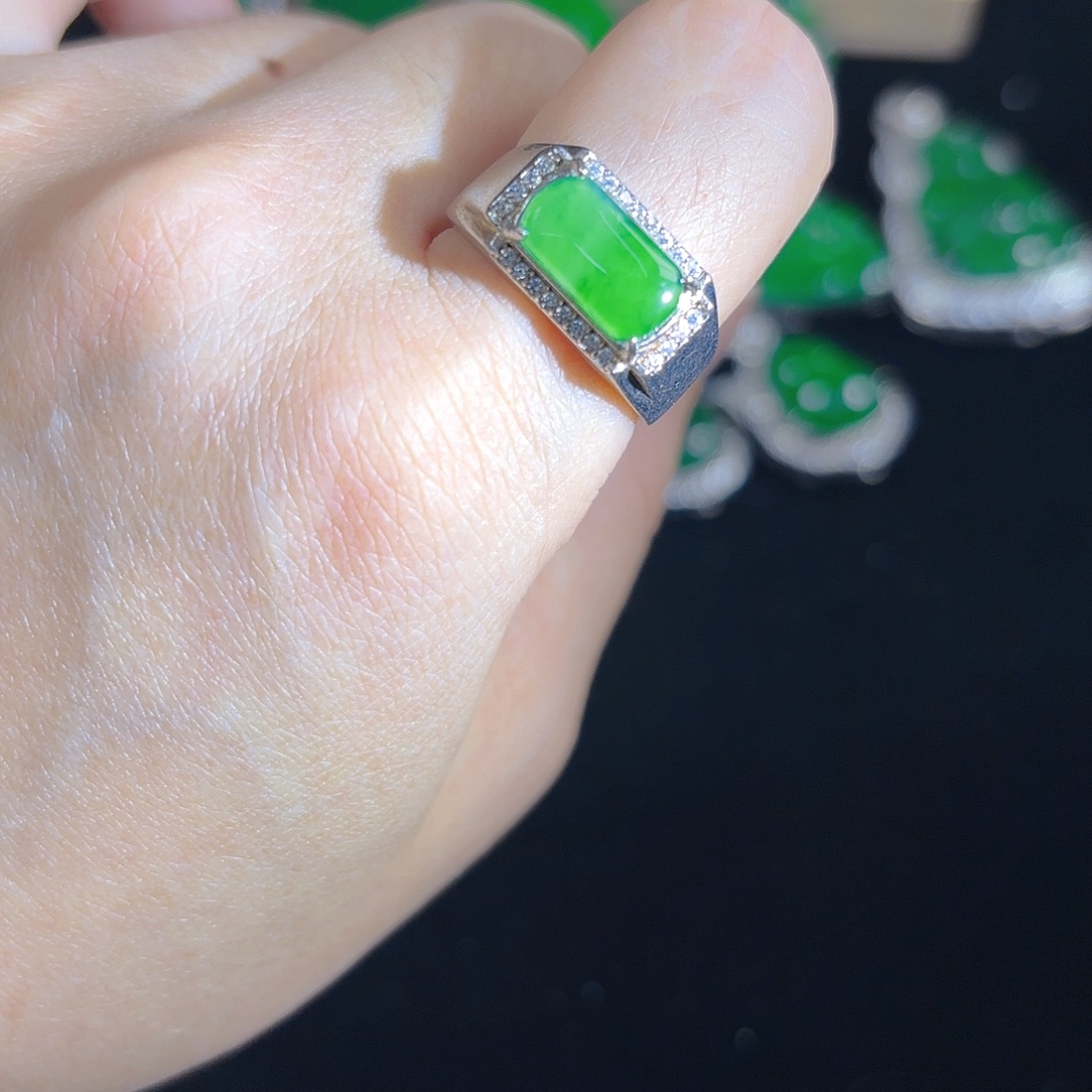 翡翠银S925镶嵌吊坠(不含链)