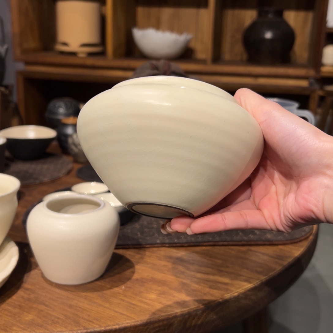 杯陶瓷。      陶瓷。