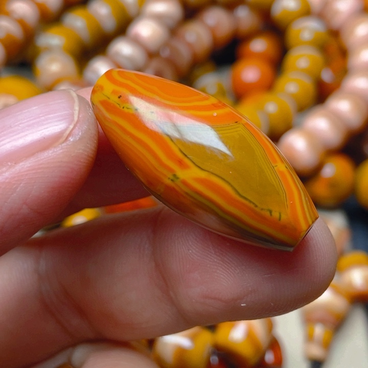 玛瑙/玉髓未镶嵌吊坠