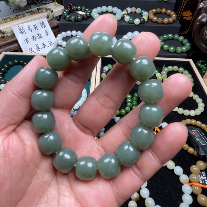 和田玉手串未镶嵌