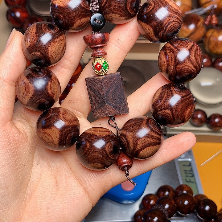 花梨木类龙*老挝花梨风化料土埋料2.5