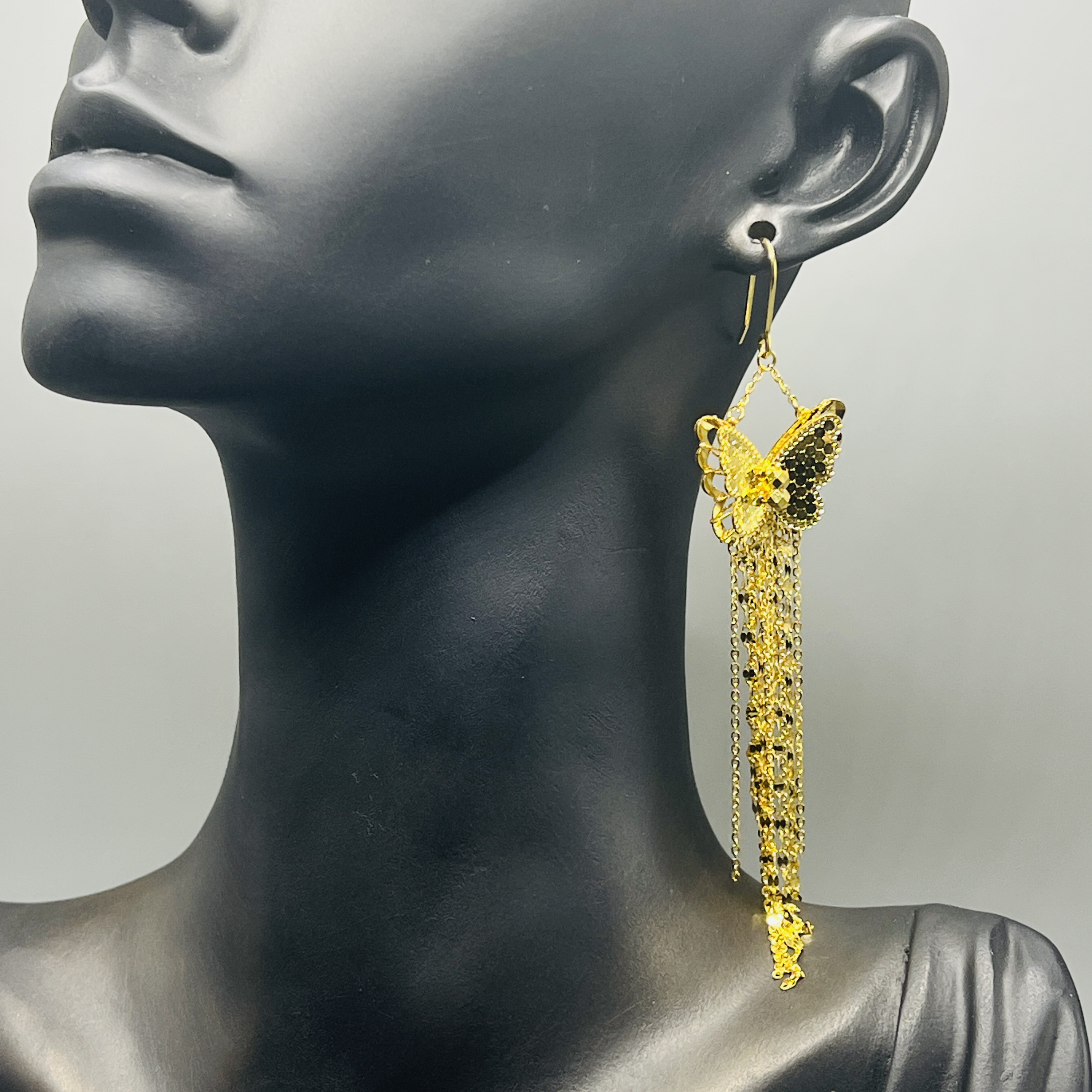 A播 11.12g足金999耳饰e