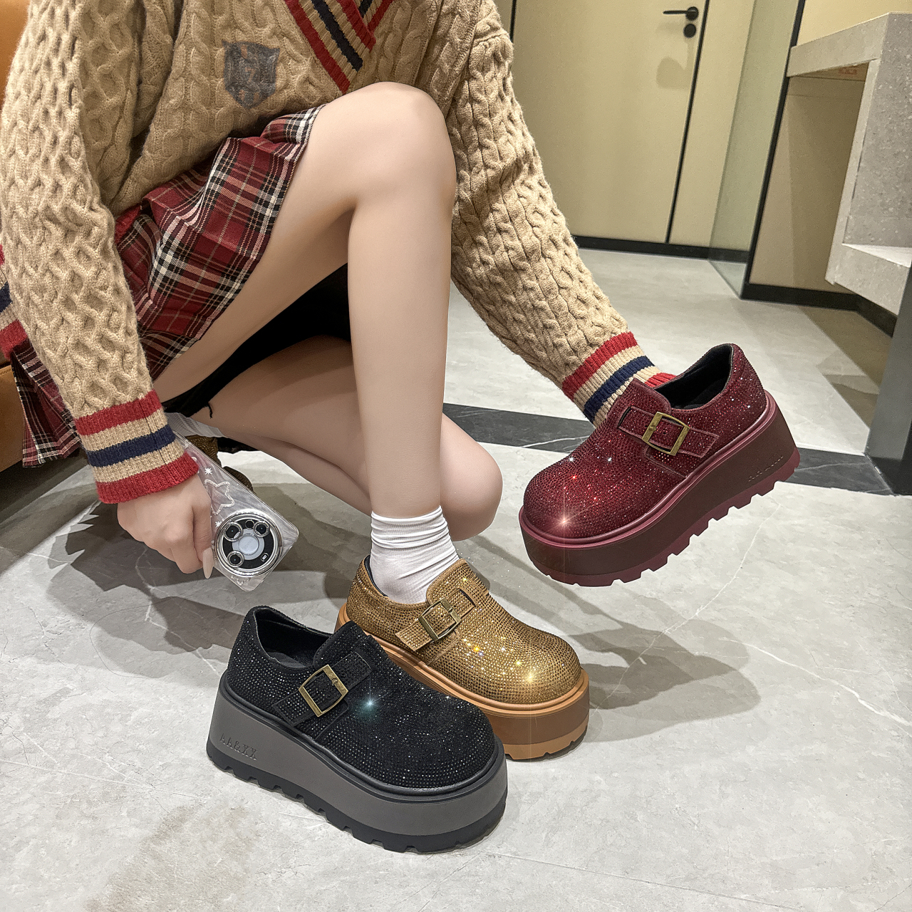 安可拉红色增高乐福玛丽珍女2025秋季新款磨砂皮满钻厚底圆头套脚