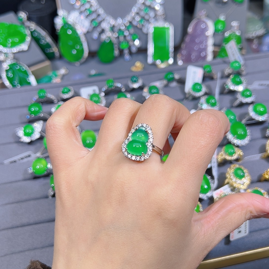 玛瑙/玉髓合金颈饰