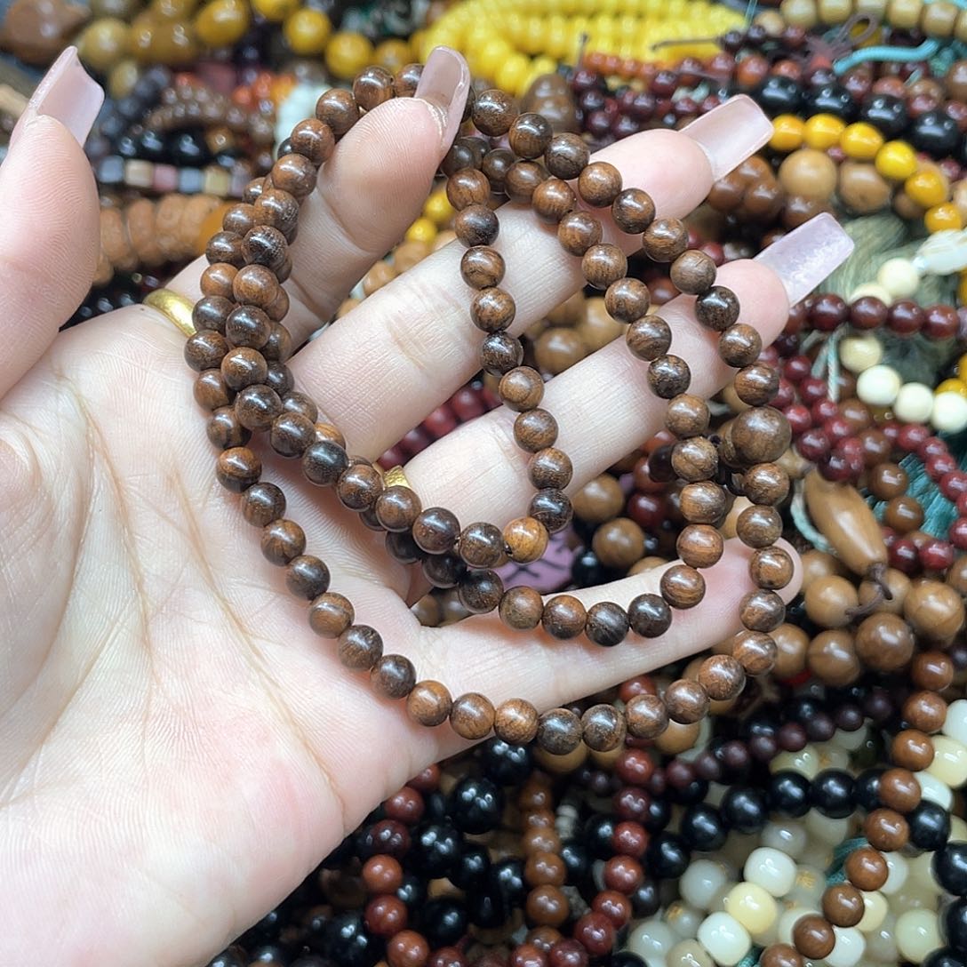 维腊木（绿檀）无事牌