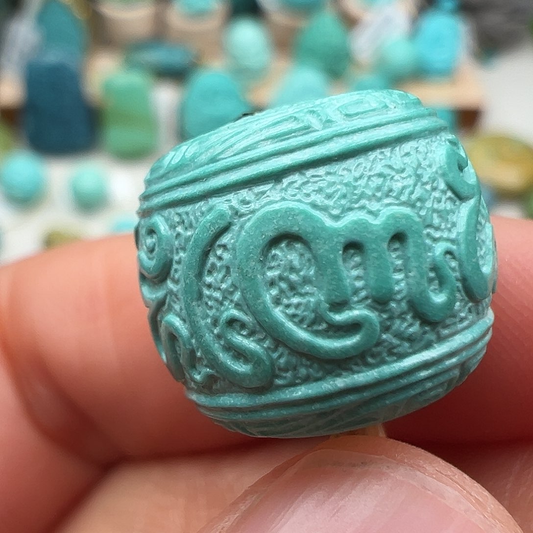 绿松石配饰未镶嵌