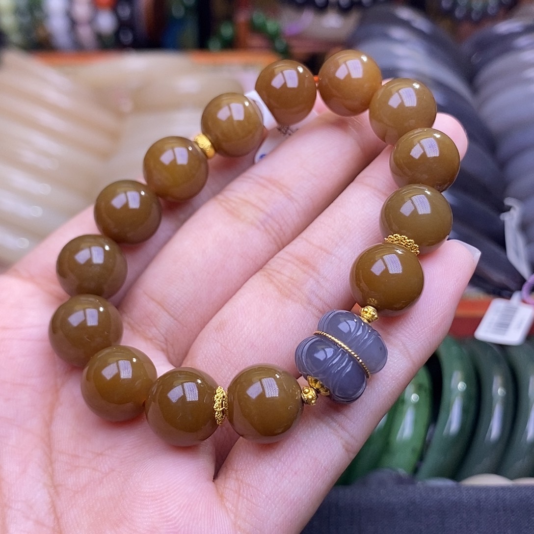 颈饰未镶嵌和田玉糖玉金镶设计款手串12mm