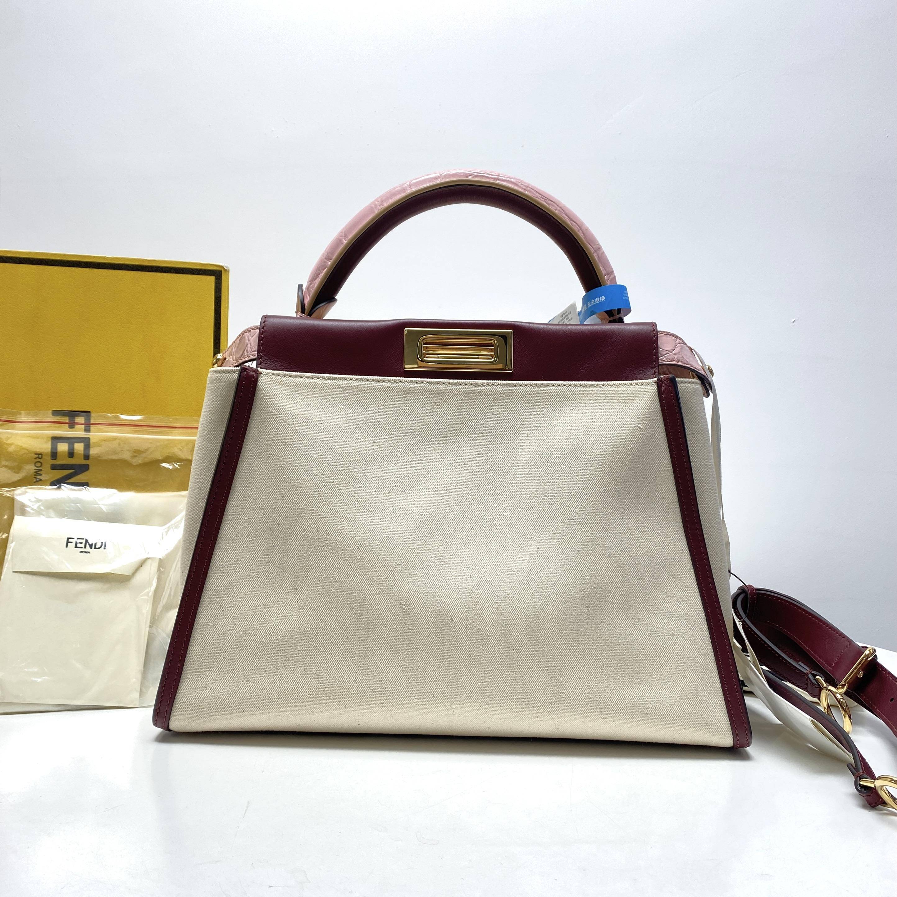 胖虎熙少/芬迪/95新/公价0/箱包/斜挎包/312502250024