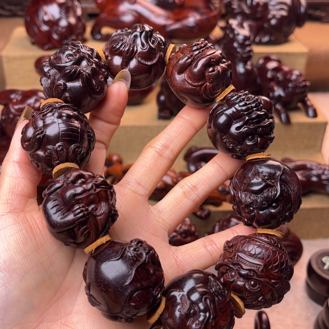 s***i檀香紫檀（小叶紫檀）