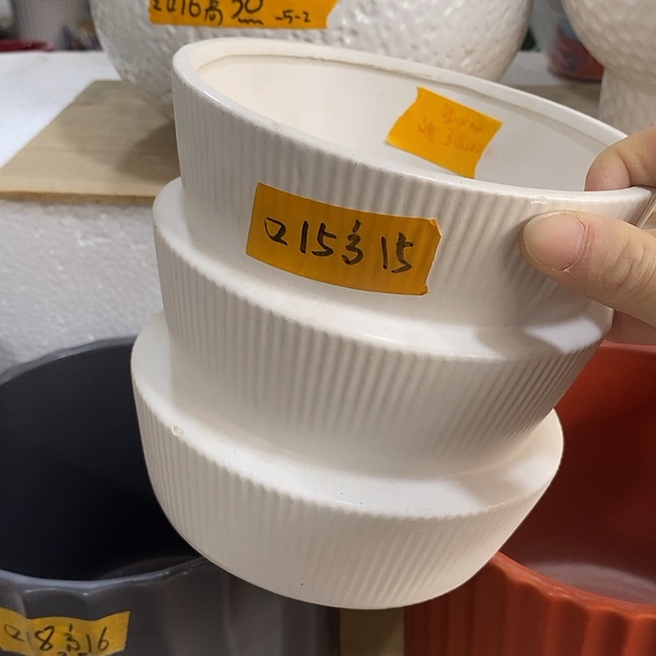 摆件陶陶盆有孔 瑕疵介意勿拍