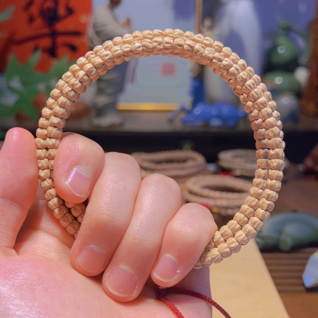 齐***圣吊坠柏香籽/百香籽