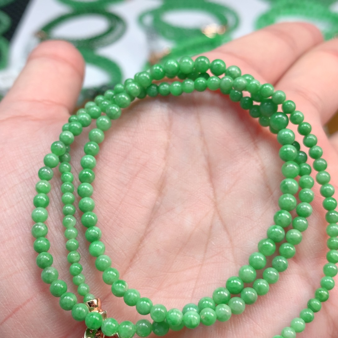 翡翠手链未镶嵌翡翠